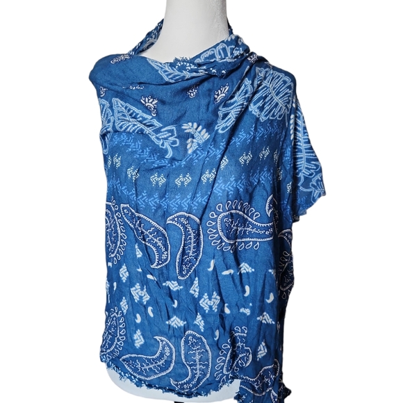 💜3/$20 ZARA scarf - Picture 5 of 5